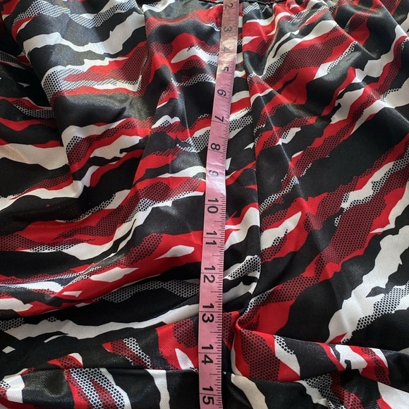 AND1 Multi-colored Men’s Basketball Short Size 2XL - Picture 4 of 6